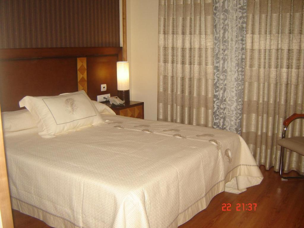 Hotel Ciudad De Martos Room photo