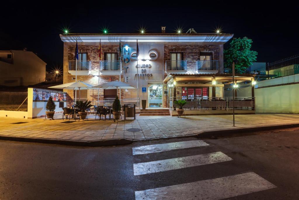 Hotel Ciudad De Martos Exterior photo